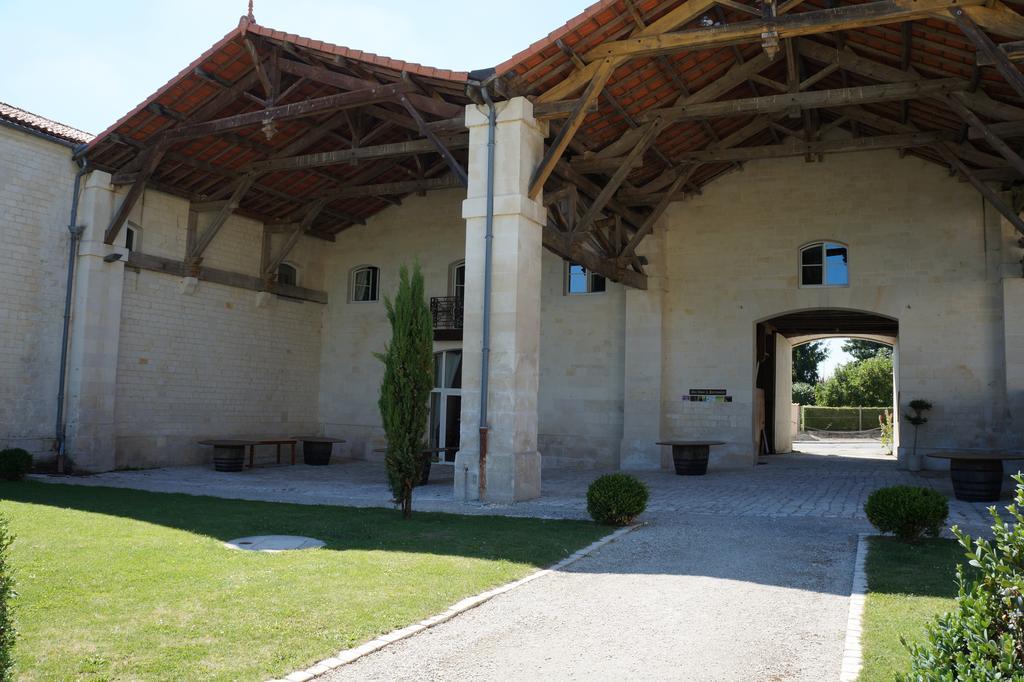 Domaine Des Chais Thenac  Экстерьер фото